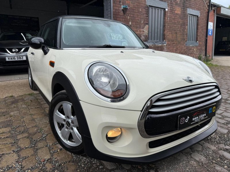 MINI HATCH 1.5 Cooper D Euro 6 (s/s) 3dr (2015/15)
