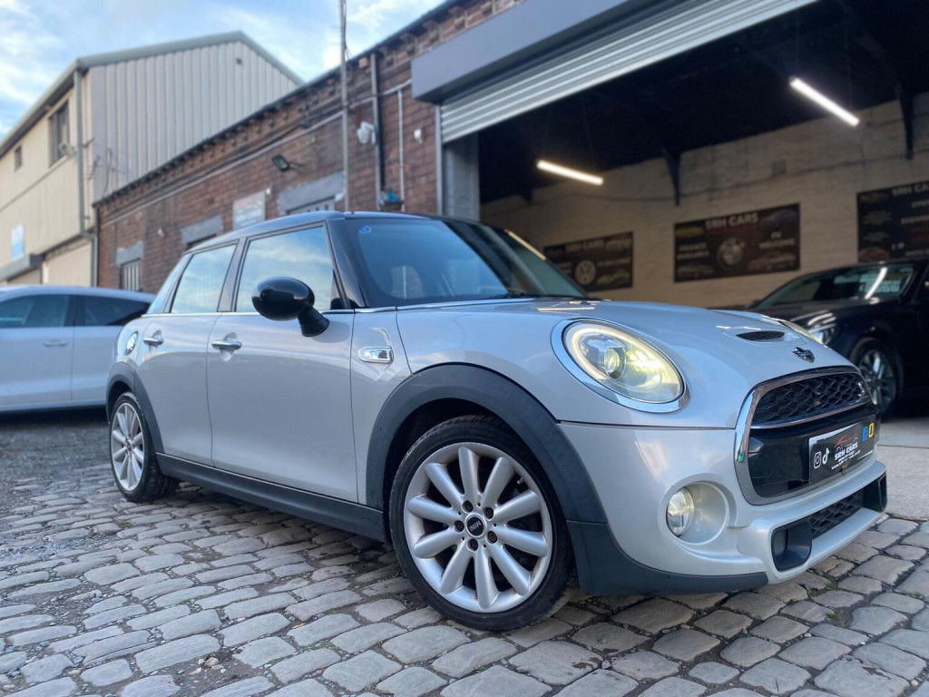 MINI Hatch